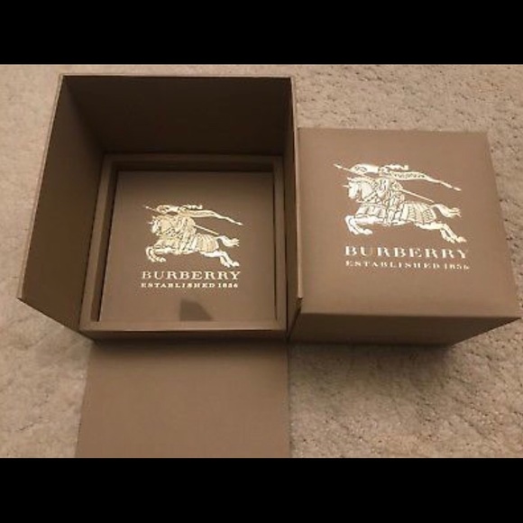 Burberry men’s watch (Sapphire Crystal) - Picture 3 of 5